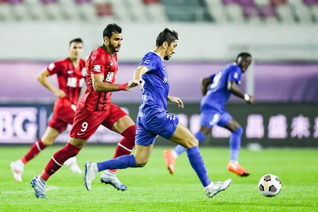 الاتحاد الإنجليزي يمول الشرطة لمكافحة إساءة معاملة اللاعبين على وسائل التواصل قبل يورو 2024