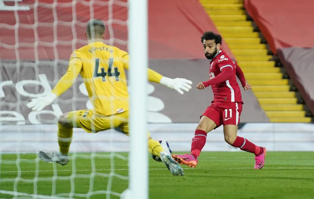 البرازيلي رودريغو غويسأزمة إصابة تهدد انتقاله لريال مدريد